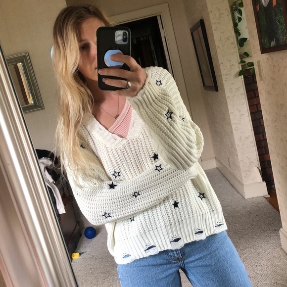 Hem & Thread Distressed Knit Star Embroidered V Neck Sweatshirt Fourth OF July - Picture 13 of 16